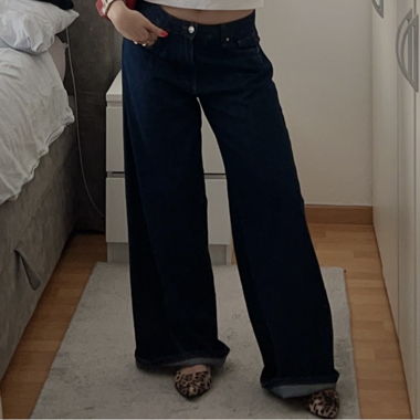 Jeans a gamba larga