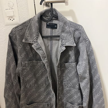 Weekend Collective Print Denim Jacke in Grau