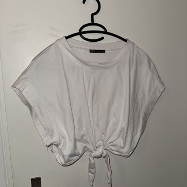 Crop Top bianco Zara con nodo