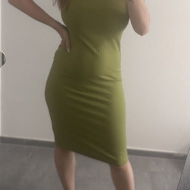 Abito verde aderente