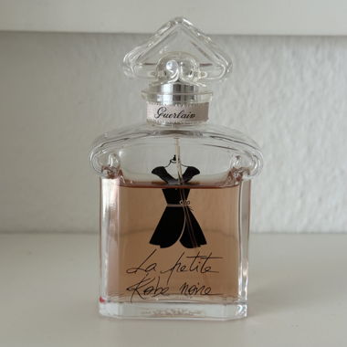 Profumo Guerlain La Petite Robe Noire 50 mL