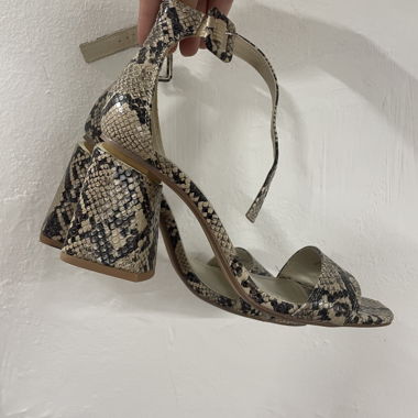 High Heels Schlangenoptik