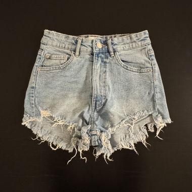 Kurze Jeans-Hose Gr. 32 von Zara