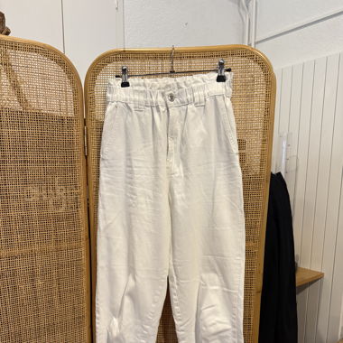 Pantalon style carotte blanc 