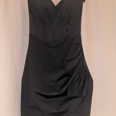 Robe noire courte 