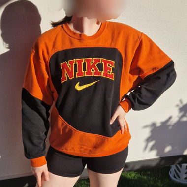 Nike Sweatshirt Orange und Schwarz