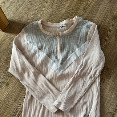 Rosa Pullover