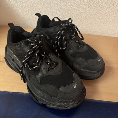 Balenciaga tripple s