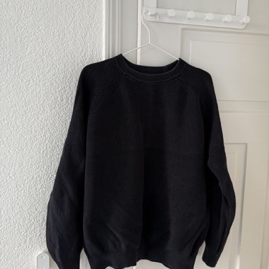 Zara schwarzer Strickpullover