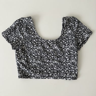 Bauchfreies Top
