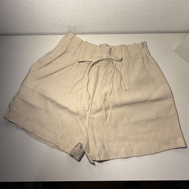 Shorts beige Pull&Bear con vita elasticizzata