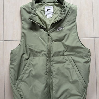 Nike sleeveless vest