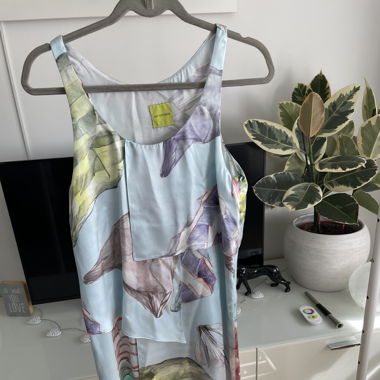 Traumhaftes Seidenkleid von D. Tomscanyi Gr M neu
