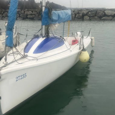 Barca a vela da regata