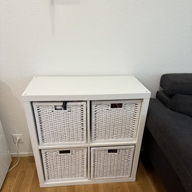 Kommode inkl. Körbe