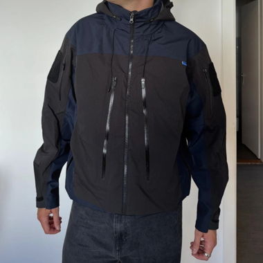 Schwarze Polartec Neoshell Hardshell-Jacke