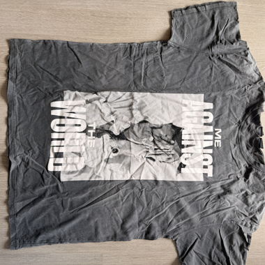 Bershka Graphic T-Shirt