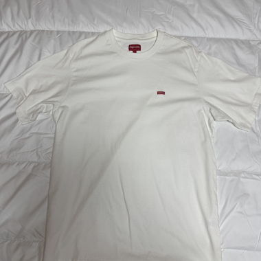 T-shirt Supreme bianca logo small box L