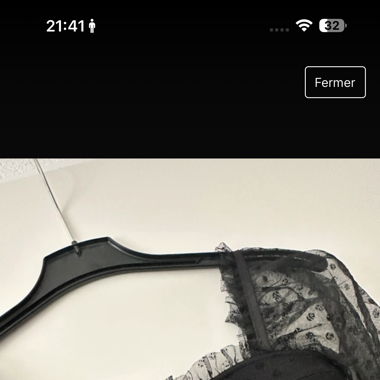 Haut manche en dentelle 