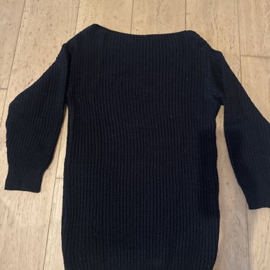 Schwares Strick Kleid