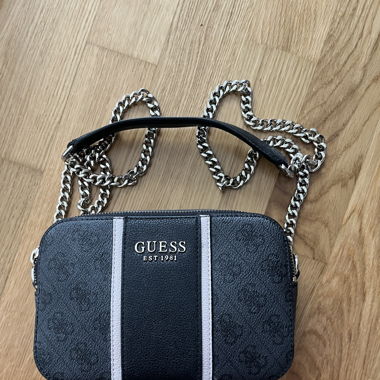 Guess Umhängetasche