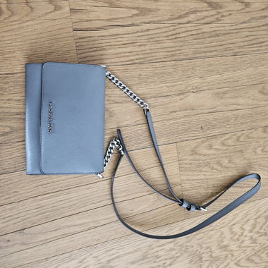 Sacoche Michael Kors grise