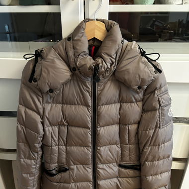 Moncler Jacke Damen - Braun