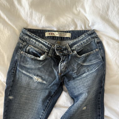 Destressed jeans flared/ bootcut/ mit schlag