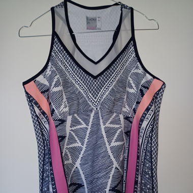 Top de Sport Lucky in Love