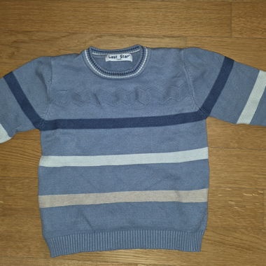 Kinderpullover blau gestreift