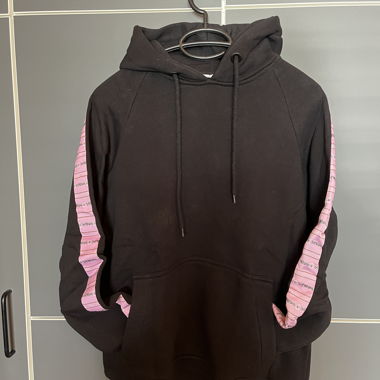 Felpa Edelvetica nera rosa S