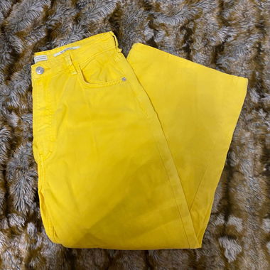 Yellow jeans