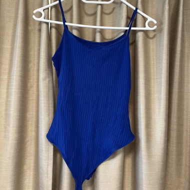 2x button bodysuits