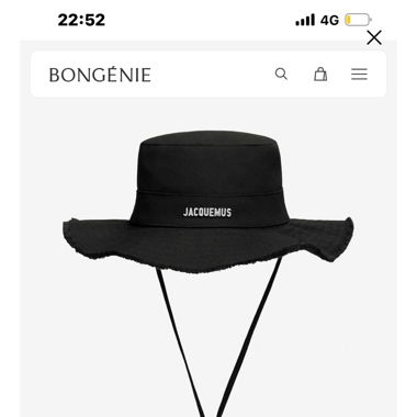 Schwarzer Jacquemus-Bob
