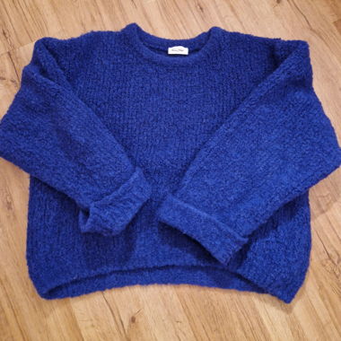 American Vintage sweater