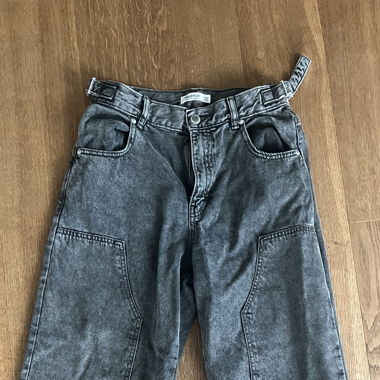 Jeans with buckle detail 
