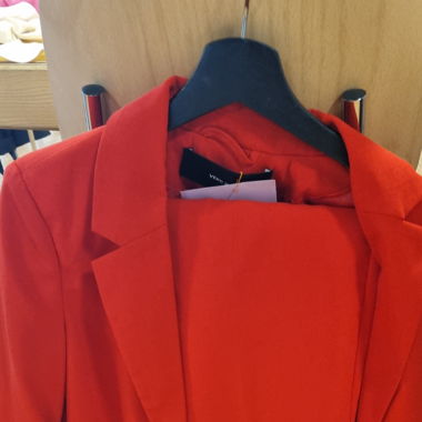 Ensemble costume rouge