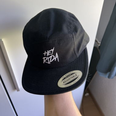 Cap
