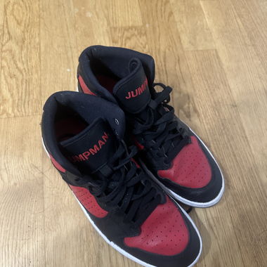 Sneakers Nike Jordan Jumpman rosso/nero EU 42