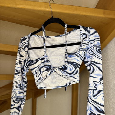 CROP TOP BLEU ET BLANC