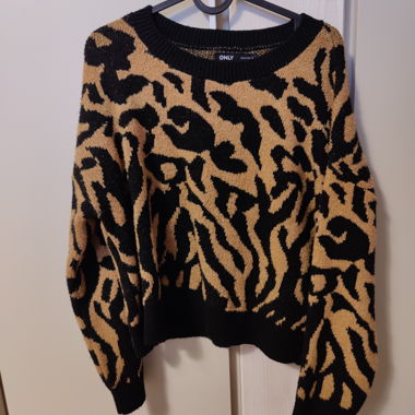 Leopard Pullover (only)