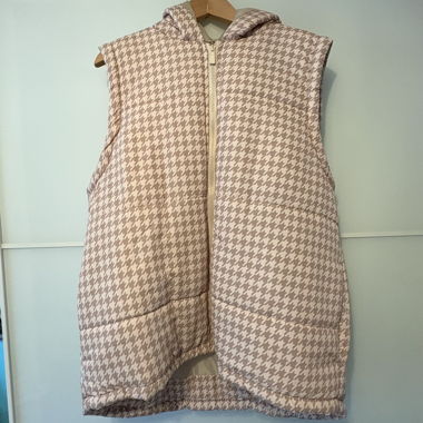 Gilet senza maniche imbottito con cappuccio