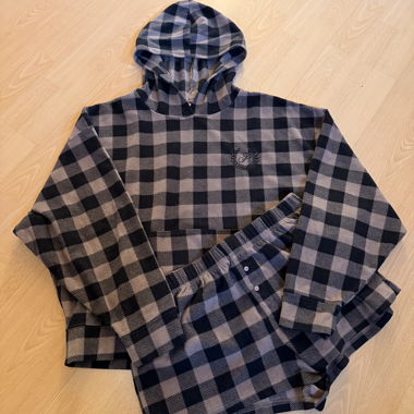 Completo felpa scozzese con felpa con cappuccio e pantaloni