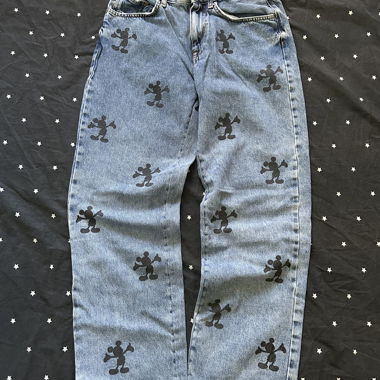 Jeans 30 Bershka Disney