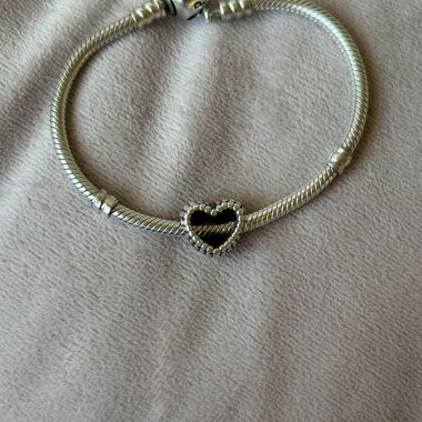 Bracelet-porte-bonheur Pandora