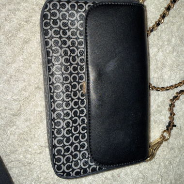 Chain Strap Crossbody Bag
