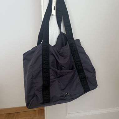 iets Frans Tasche