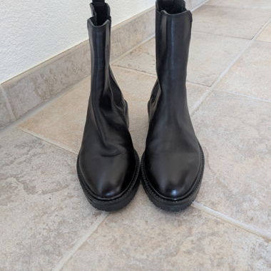 Black Chelsea Boots