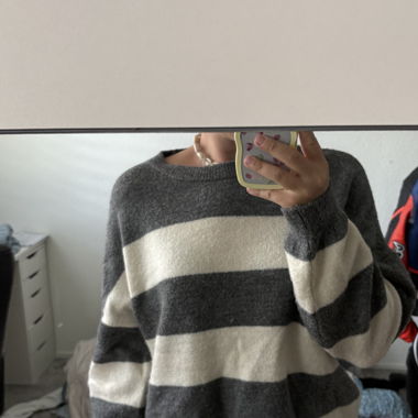 gestreifter Sweater 
