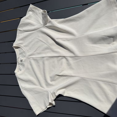 Top bianco senza maniche